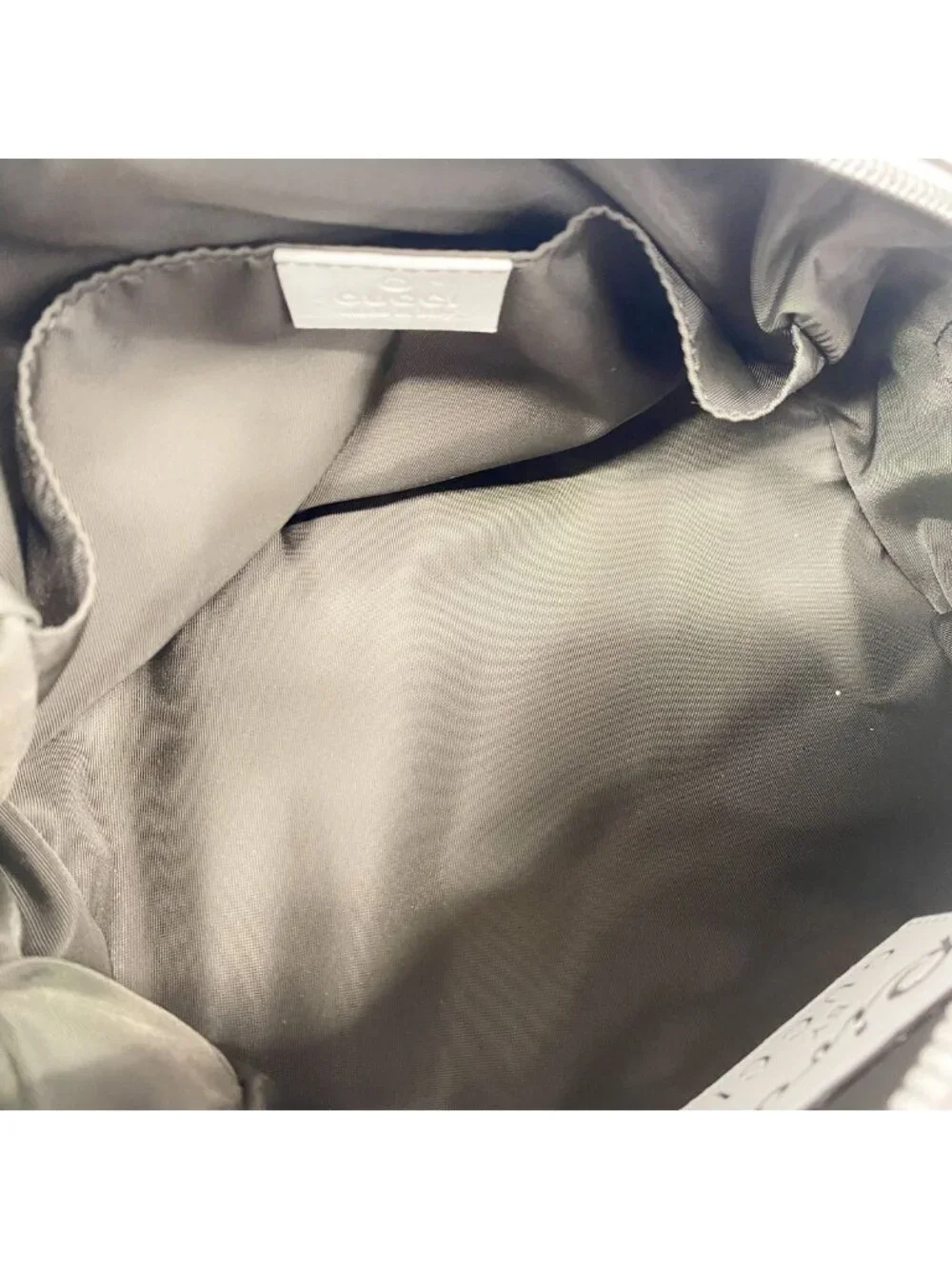 Gucci Pouch Sherry Line Guccissima Leather White Silver